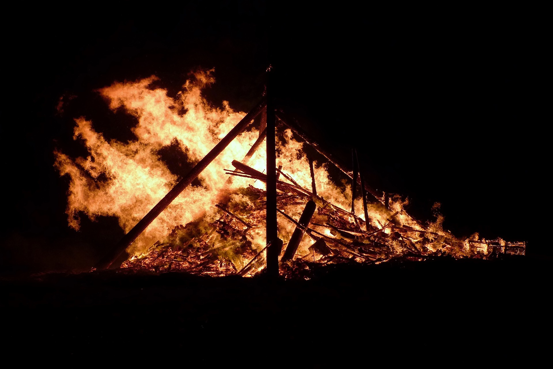 Torna il Falò del Foue Genè