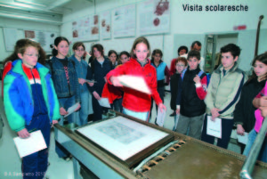 Museo della stampa Attilio Sampietro - visita di una scolaresca